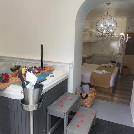 George's Point Of View * Naoussa