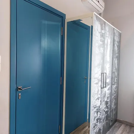 George's Point Of View Naoussa