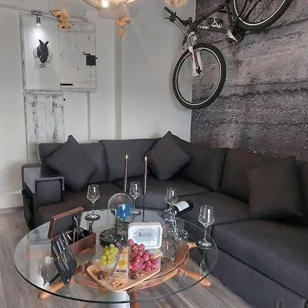 George's Point Of View Appartement Naousa