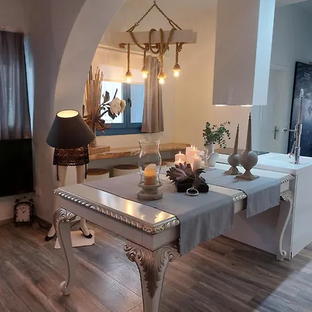 George's Point Of View Apartment