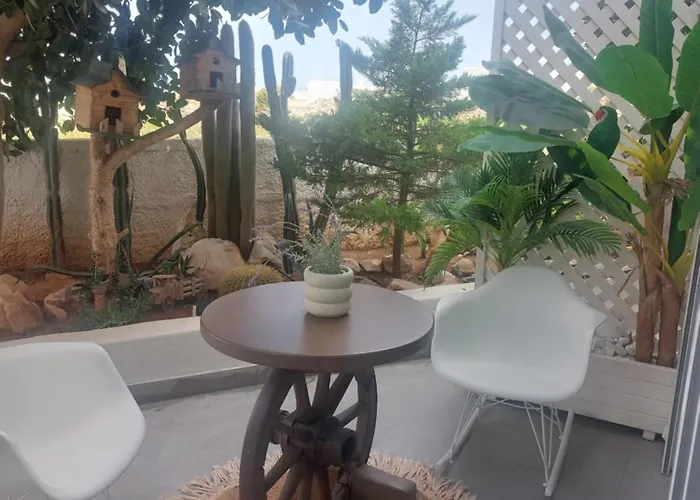 Lägenhet George's Point Of View